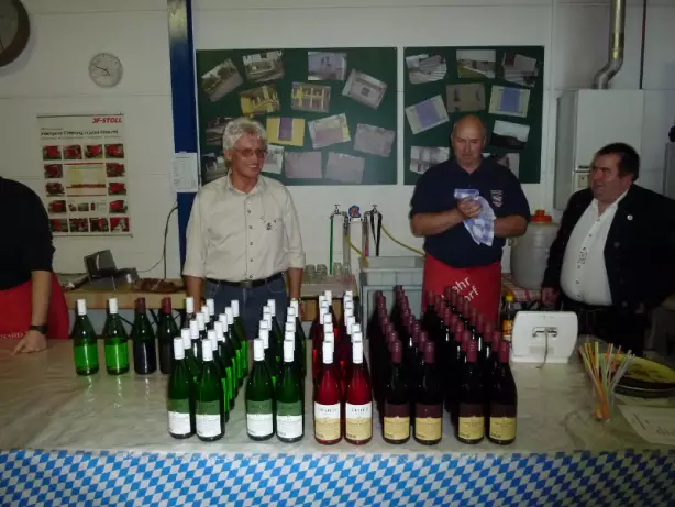 Gattendorfer feiern Weinfest