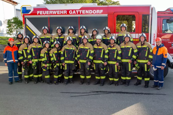 Neue Schutzanzüge bei der FF Gattendorf